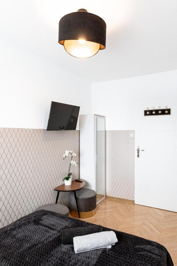 Clicktheflat Conrada Apart Rooms Varšava Exteriér fotografie